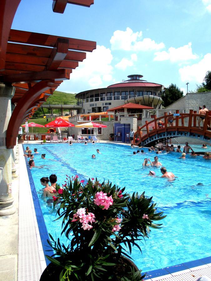 Hotel Cascade Resort & Spa Demjen Exterior photo